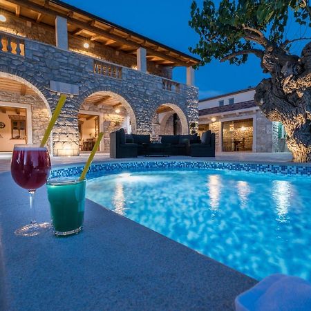 Villa Dumina Sukošan エクステリア 写真