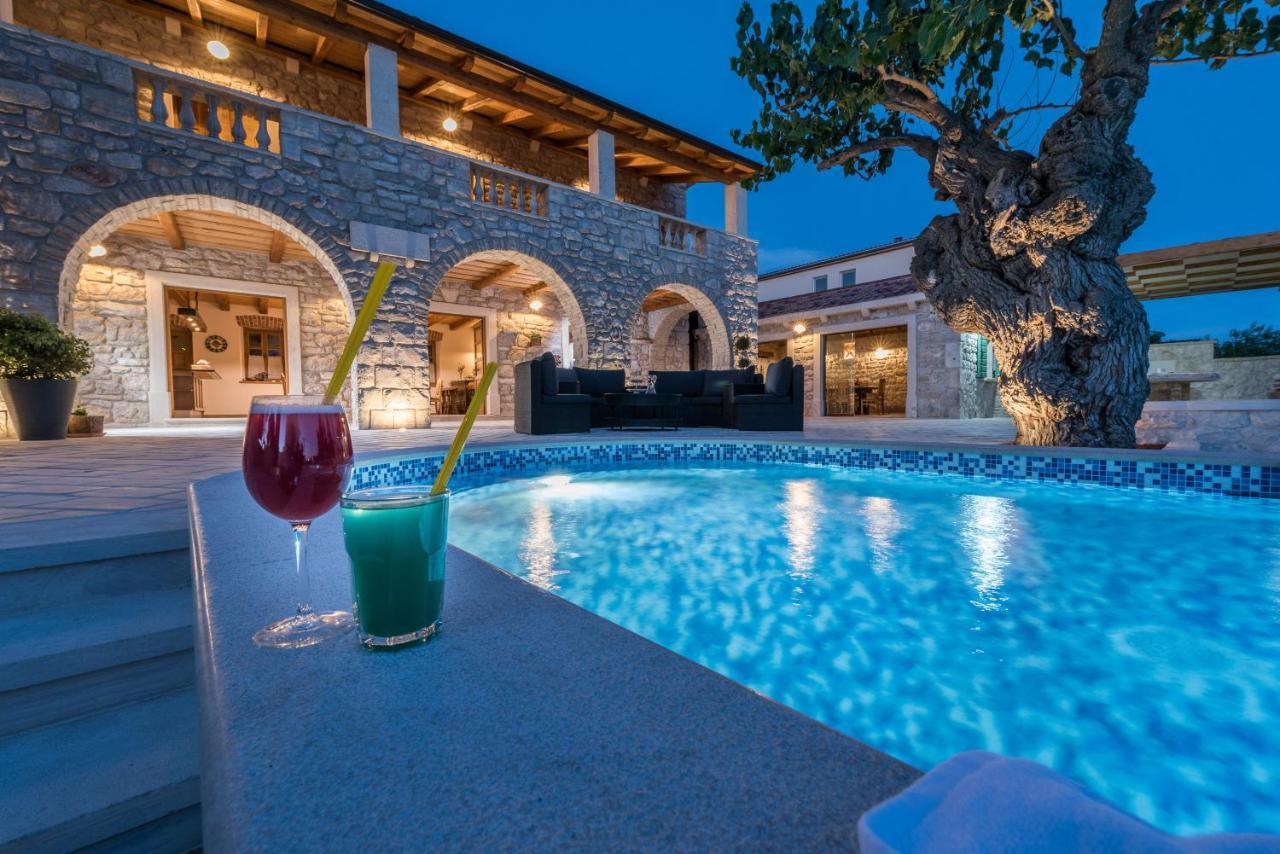 Villa Dumina Sukošan エクステリア 写真