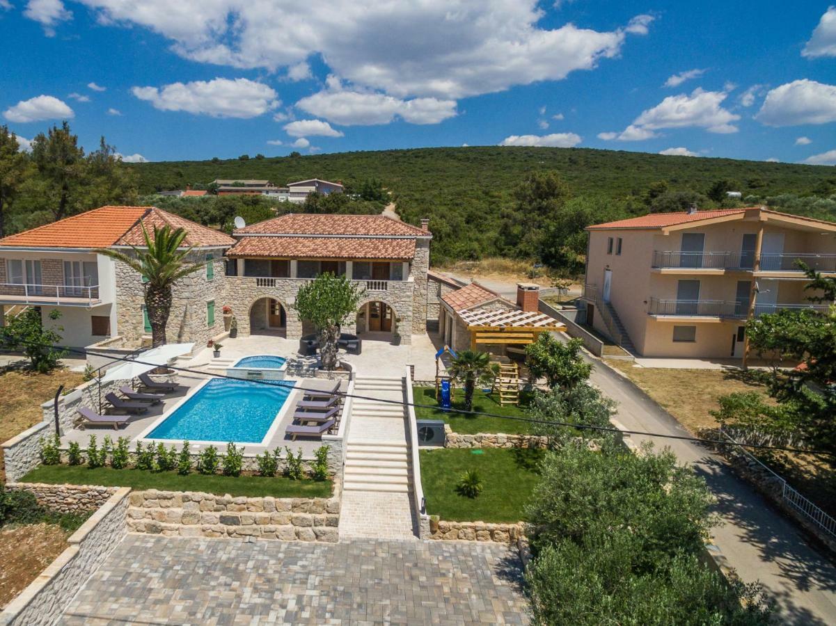 Villa Dumina Sukošan エクステリア 写真
